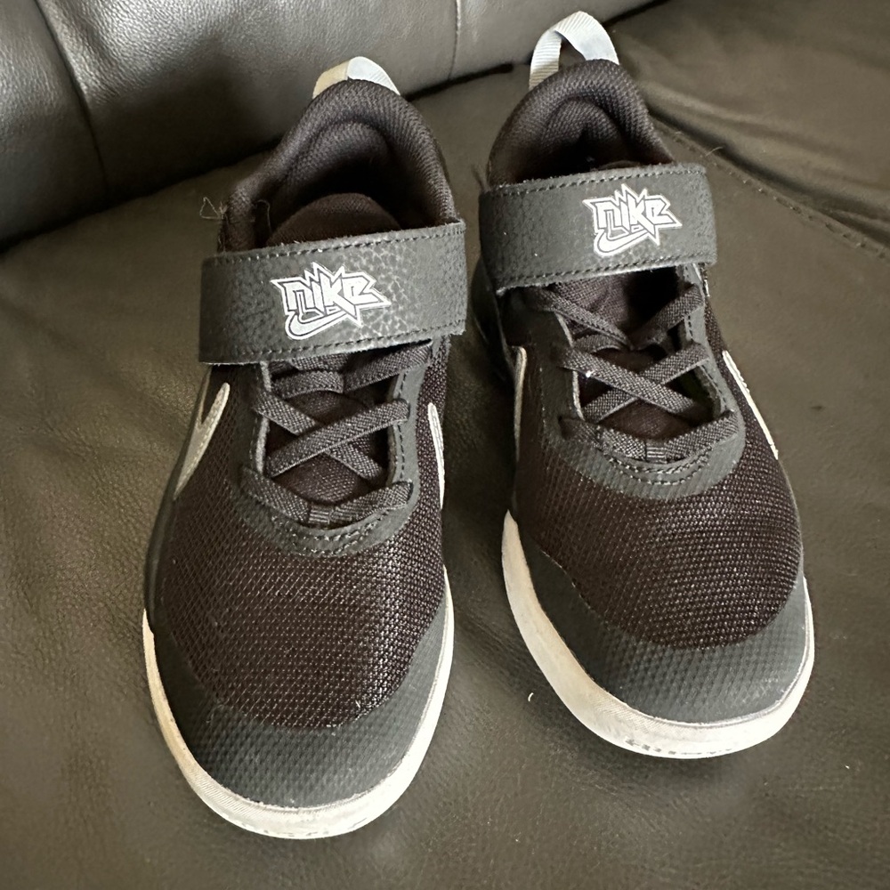 Nike Kids Black and White Sneakers